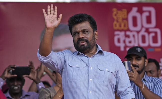 Sri Lankan President Dissanayake thanks Indian PM Modi for fuel shipment